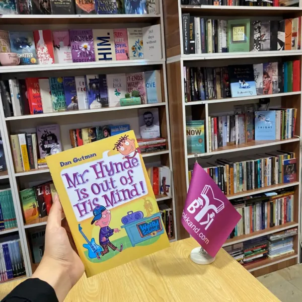 خرید کتاب !My Weird School (6) Mr. Hynde is out of his mind بوک کند Bookkand