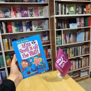 خرید کتاب !My Weird School (5) Miss small is off the wall بوک کند Bookkand